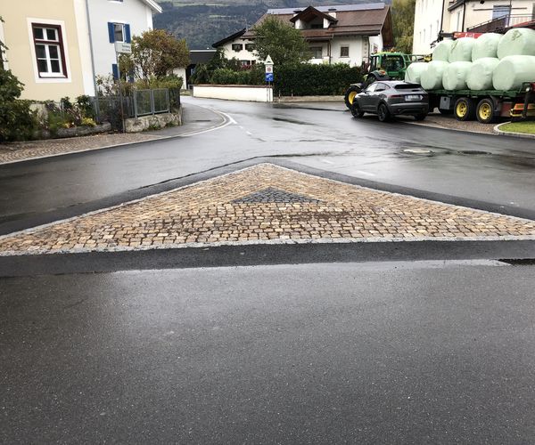 Geschwindigkeitsreduzierende Maßnahmen an der SS38 am Stilfserjoch